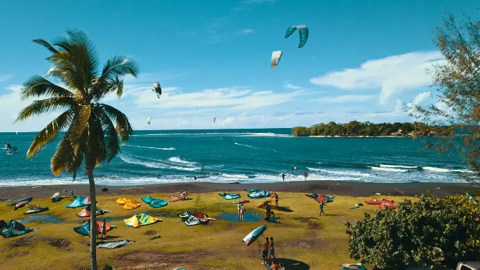 Spot de kitesurf Hitimahana Mahina Tahiti - Cours de kite et wing foil