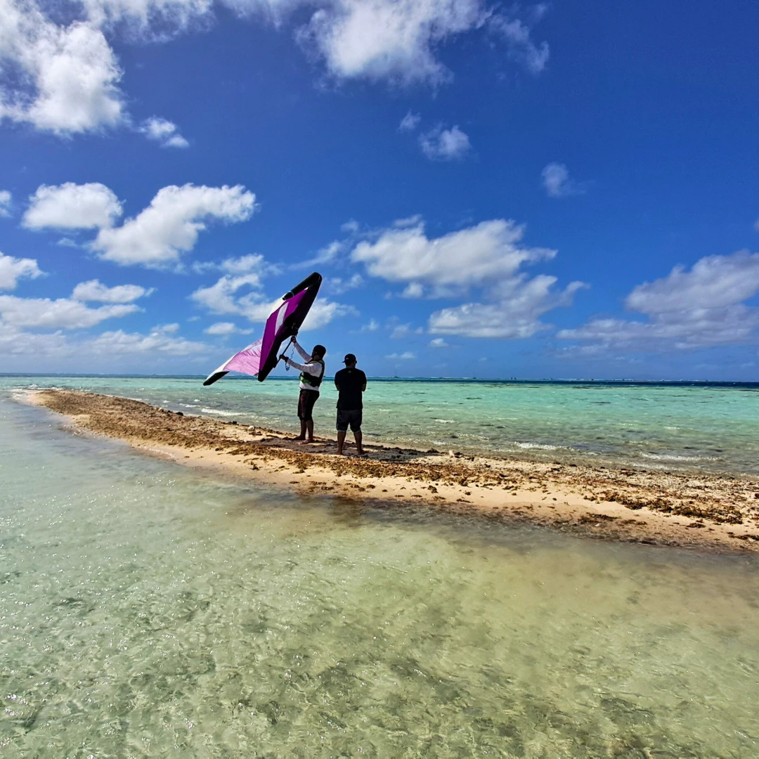 1er en wing foil entre Raiatea et Tahaa 1er en wing foil entre Raiatea et Tahaa